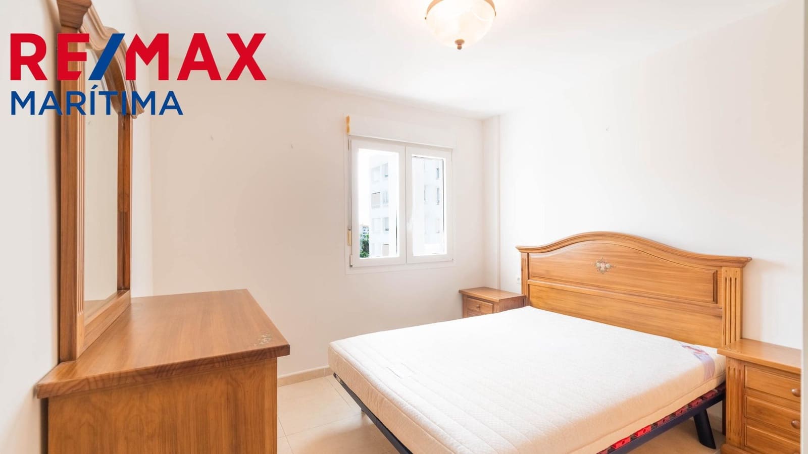 4 camera da letto Appartamento in vendita in Nueva Andalucia con garage - 450.000 € (Rif: 9065293)