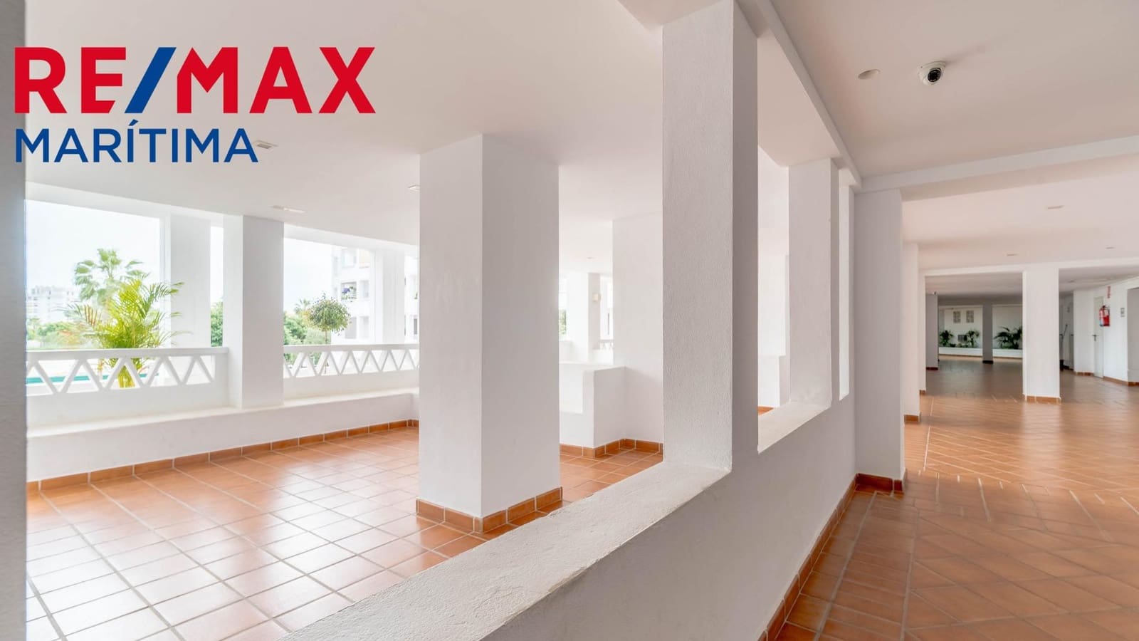 4 camera da letto Appartamento in vendita in Nueva Andalucia con garage - 450.000 € (Rif: 9065293)