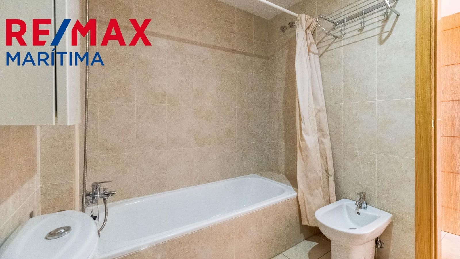 4 camera da letto Appartamento in vendita in Nueva Andalucia con garage - 450.000 € (Rif: 9065293)