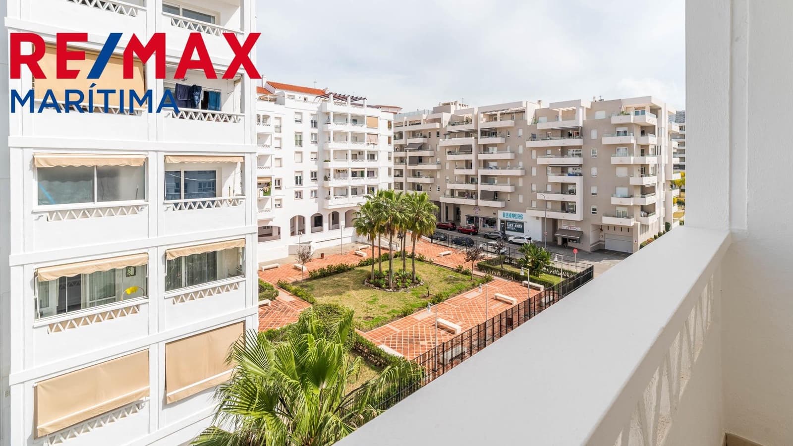 4 camera da letto Appartamento in vendita in Nueva Andalucia con garage - 450.000 € (Rif: 9065293)