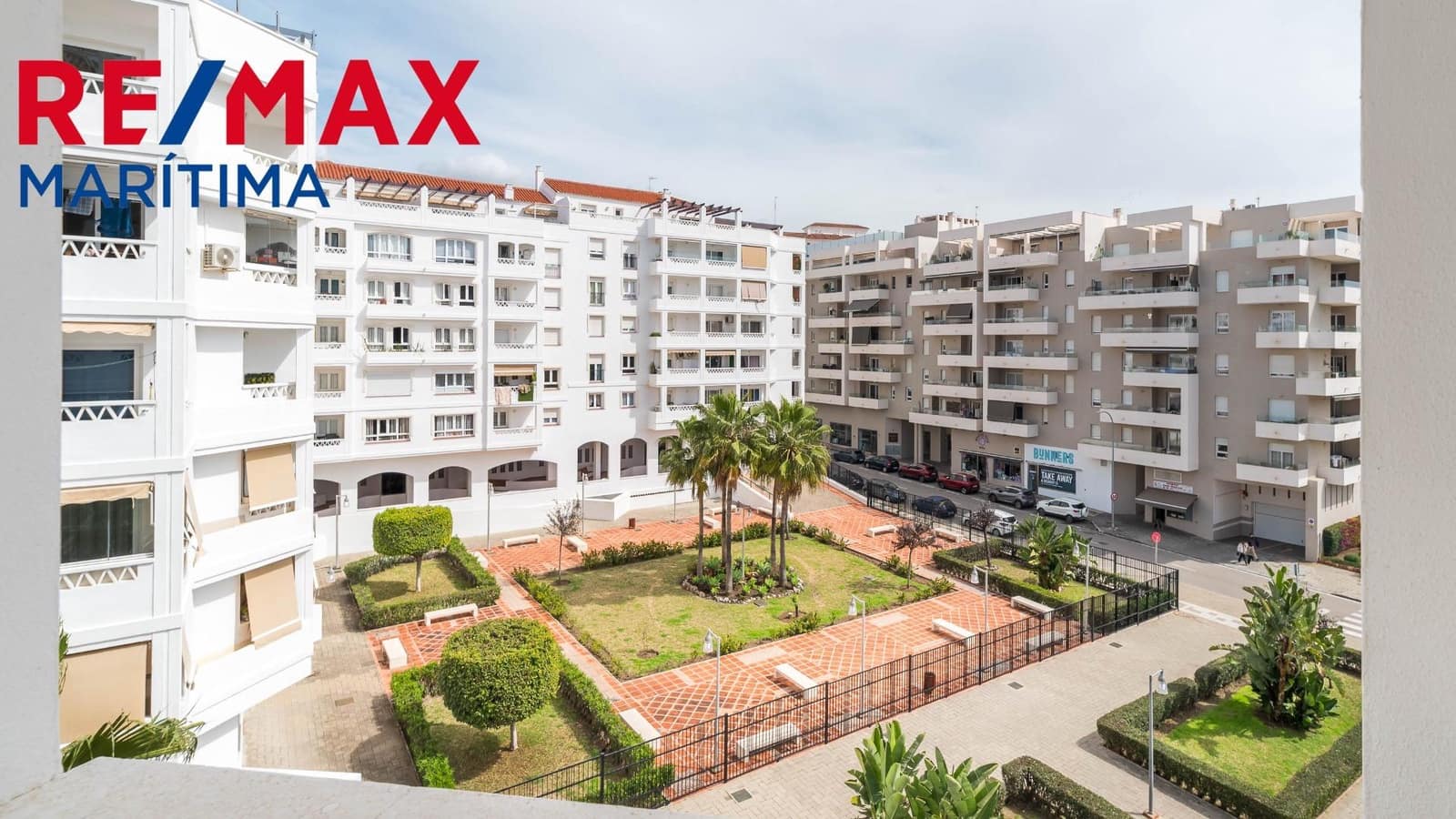 4 camera da letto Appartamento in vendita in Nueva Andalucia con garage - 450.000 € (Rif: 9065293)