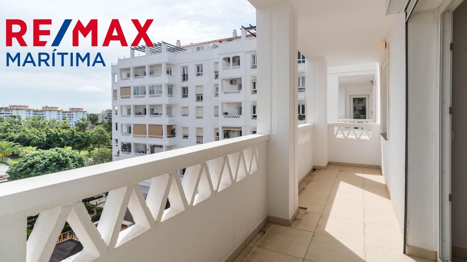 4 camera da letto Appartamento in vendita in Nueva Andalucia con garage - 450.000 € (Rif: 9065293)