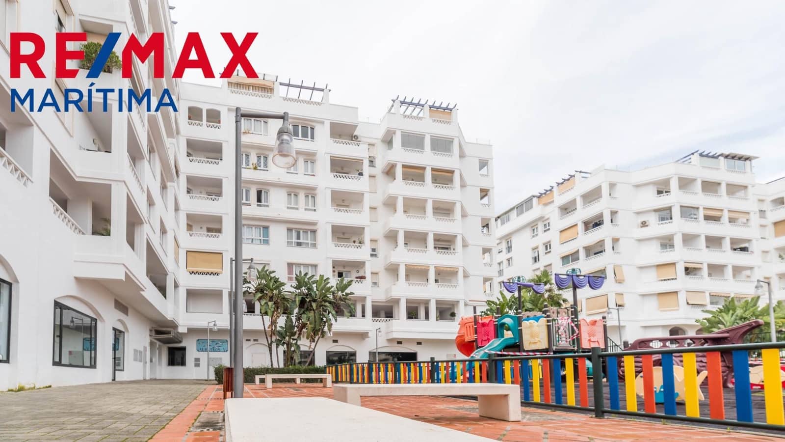 4 camera da letto Appartamento in vendita in Nueva Andalucia con garage - 450.000 € (Rif: 9065293)