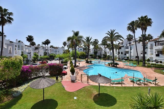 2 soverom Leilighet til leie i Costalita, Estepona med svømmebasseng - € 1 900 (Ref: 9065296)