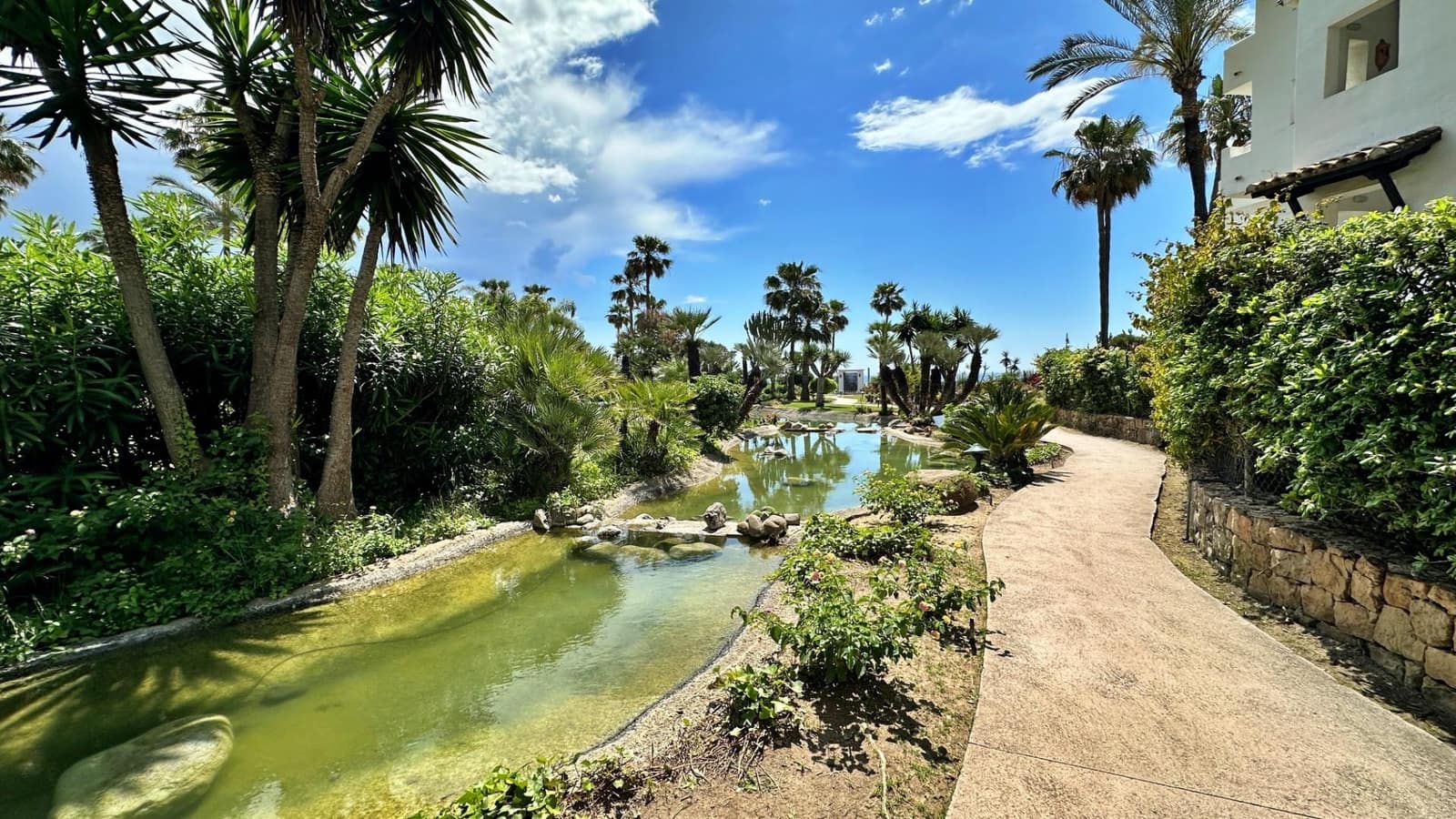 2 soveværelse Lejlighed til leje i Costalita med swimmingpool - € 1.900 (Ref: 9065296)