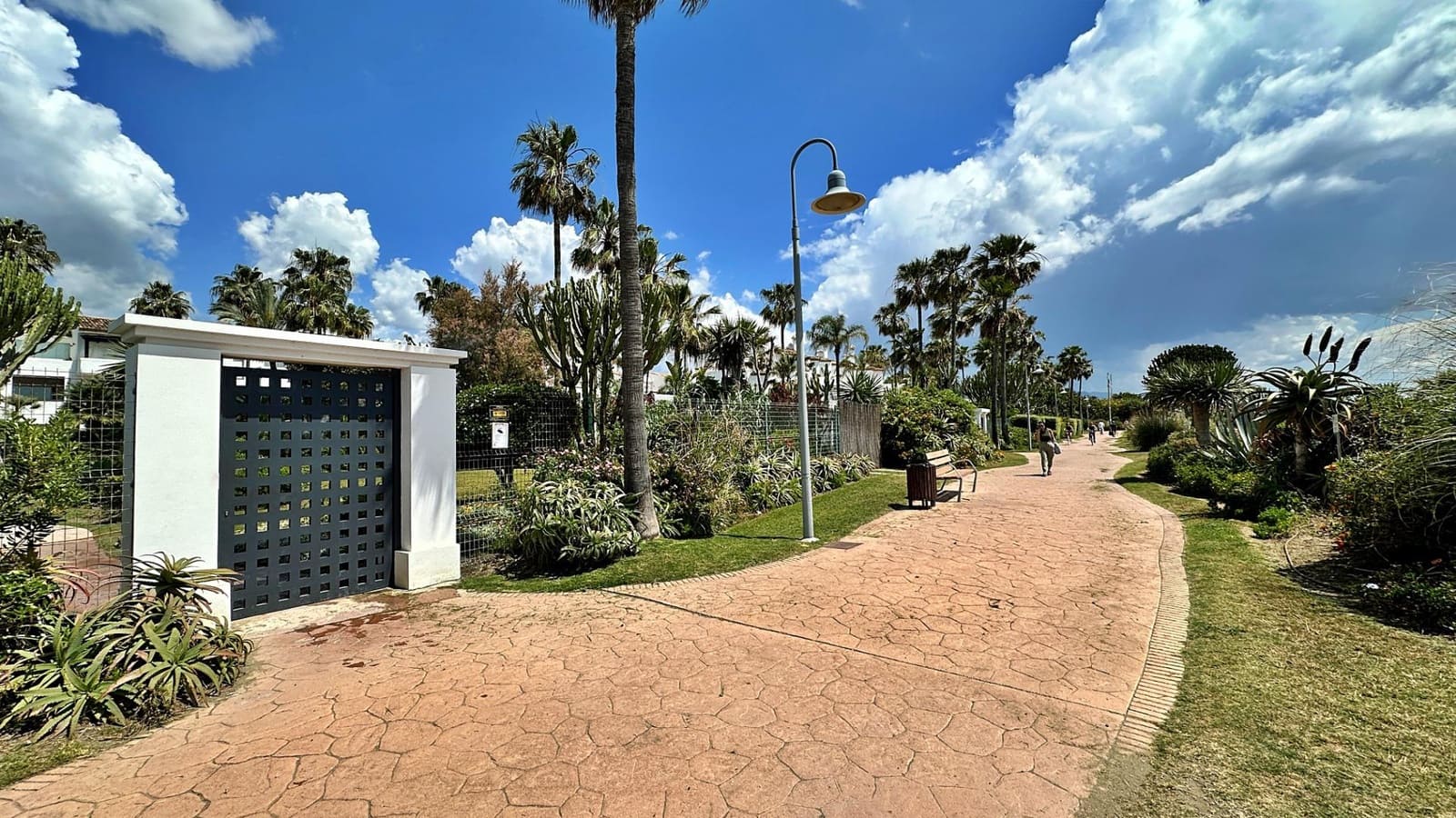 2 soveværelse Lejlighed til leje i Costalita med swimmingpool - € 1.900 (Ref: 9065296)