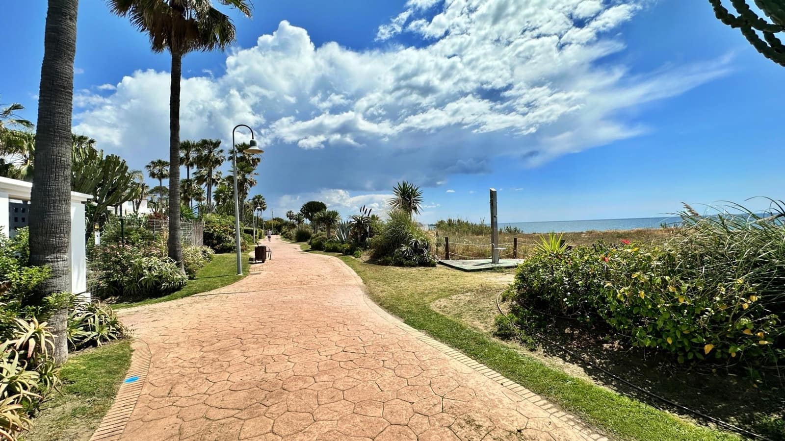 2 soveværelse Lejlighed til leje i Costalita med swimmingpool - € 1.900 (Ref: 9065296)