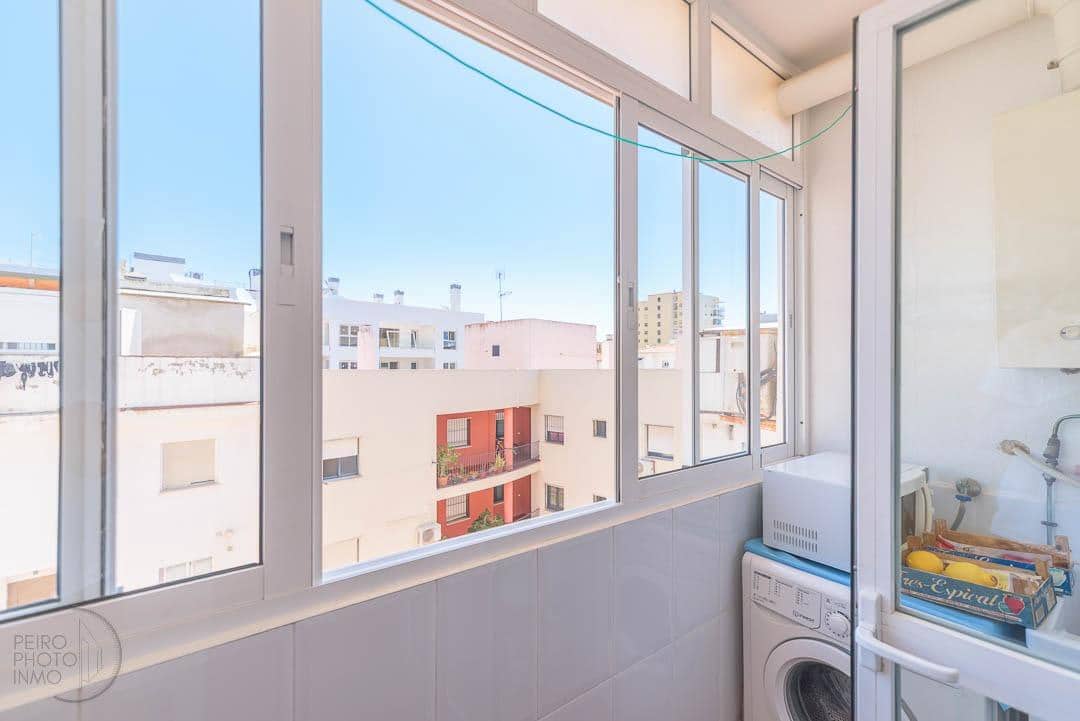 3 bedroom Penthouse for sale in Estepona with garage - € 565,000 (Ref: 9107156)