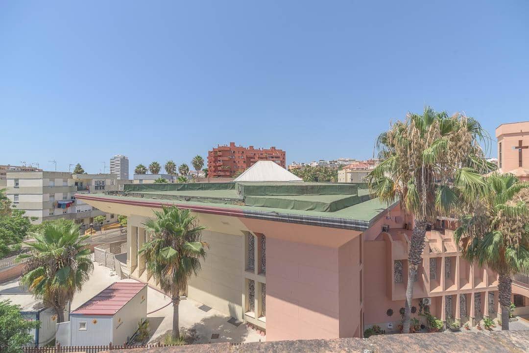 3 bedroom Penthouse for sale in Estepona with garage - € 565,000 (Ref: 9107156)