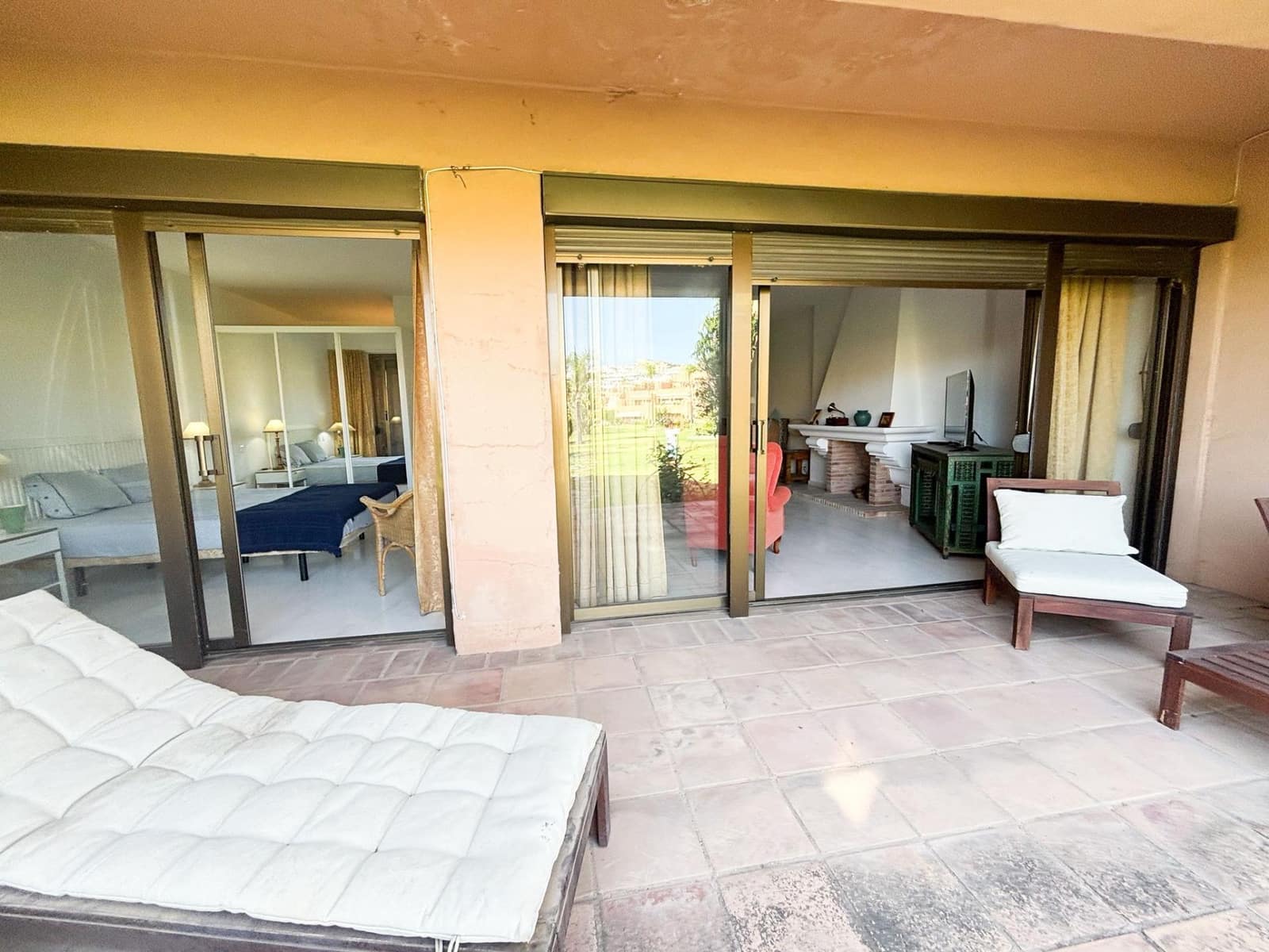 2 bedroom Flat for sale in Atalaya-Isdabe with pool - € 363,000 (Ref: 9125172)