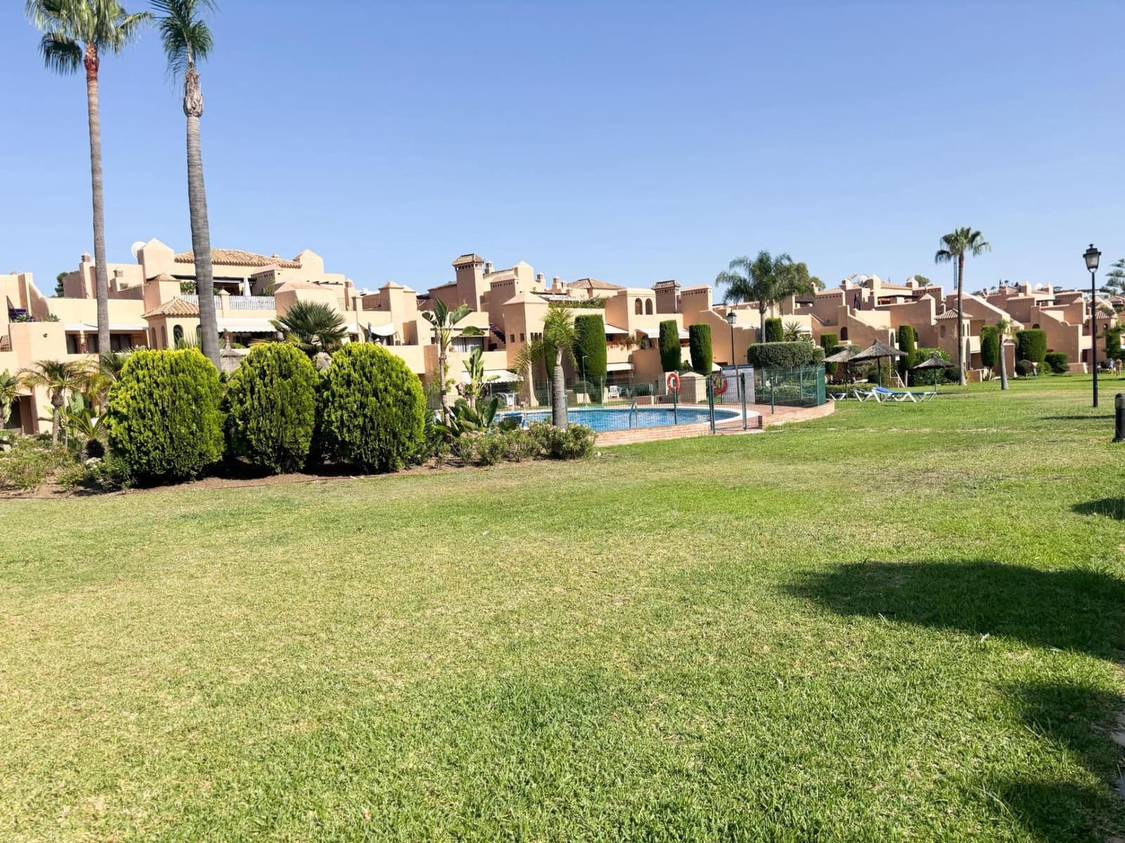 2 bedroom Flat for sale in Atalaya-Isdabe with pool - € 363,000 (Ref: 9125172)