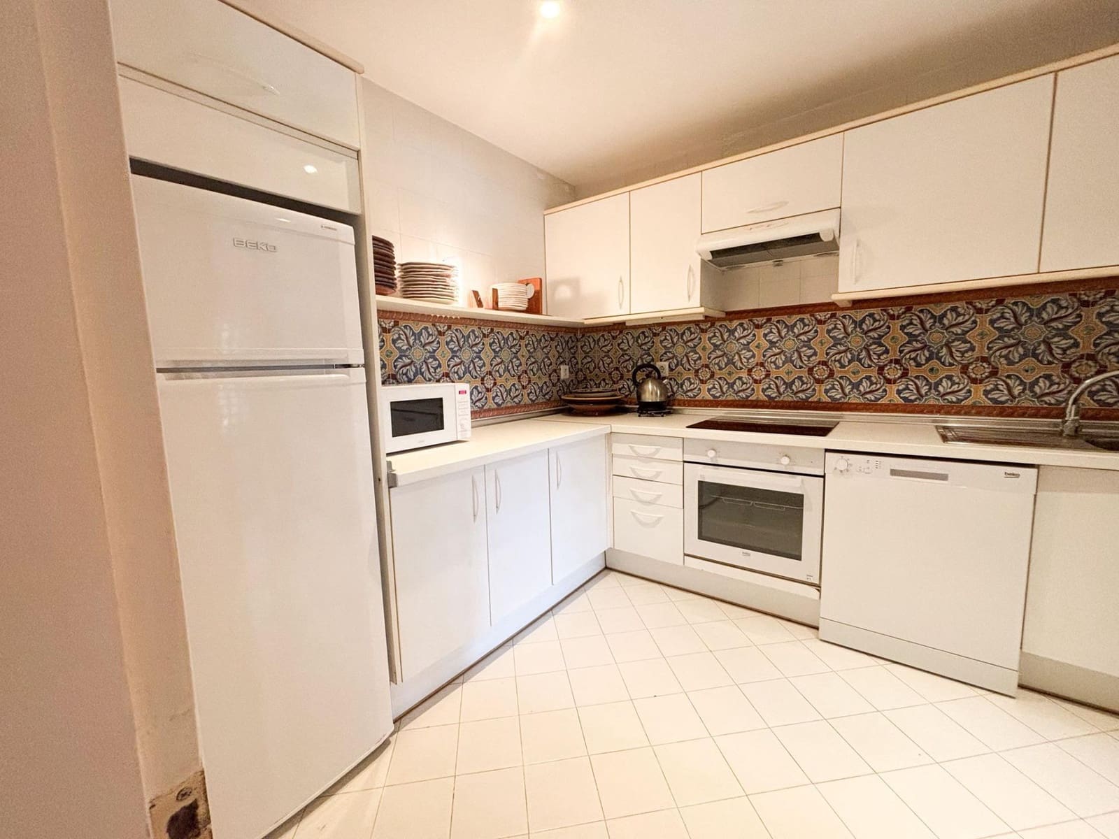 2 bedroom Flat for sale in Atalaya-Isdabe with pool - € 363,000 (Ref: 9125172)