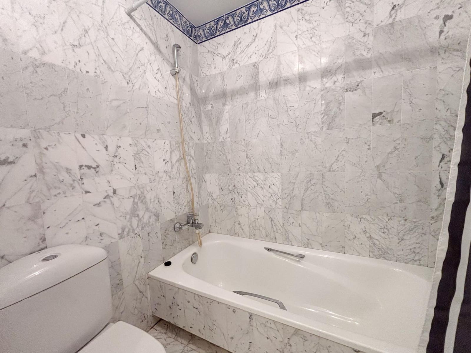 2 bedroom Flat for sale in Atalaya-Isdabe with pool - € 363,000 (Ref: 9125172)