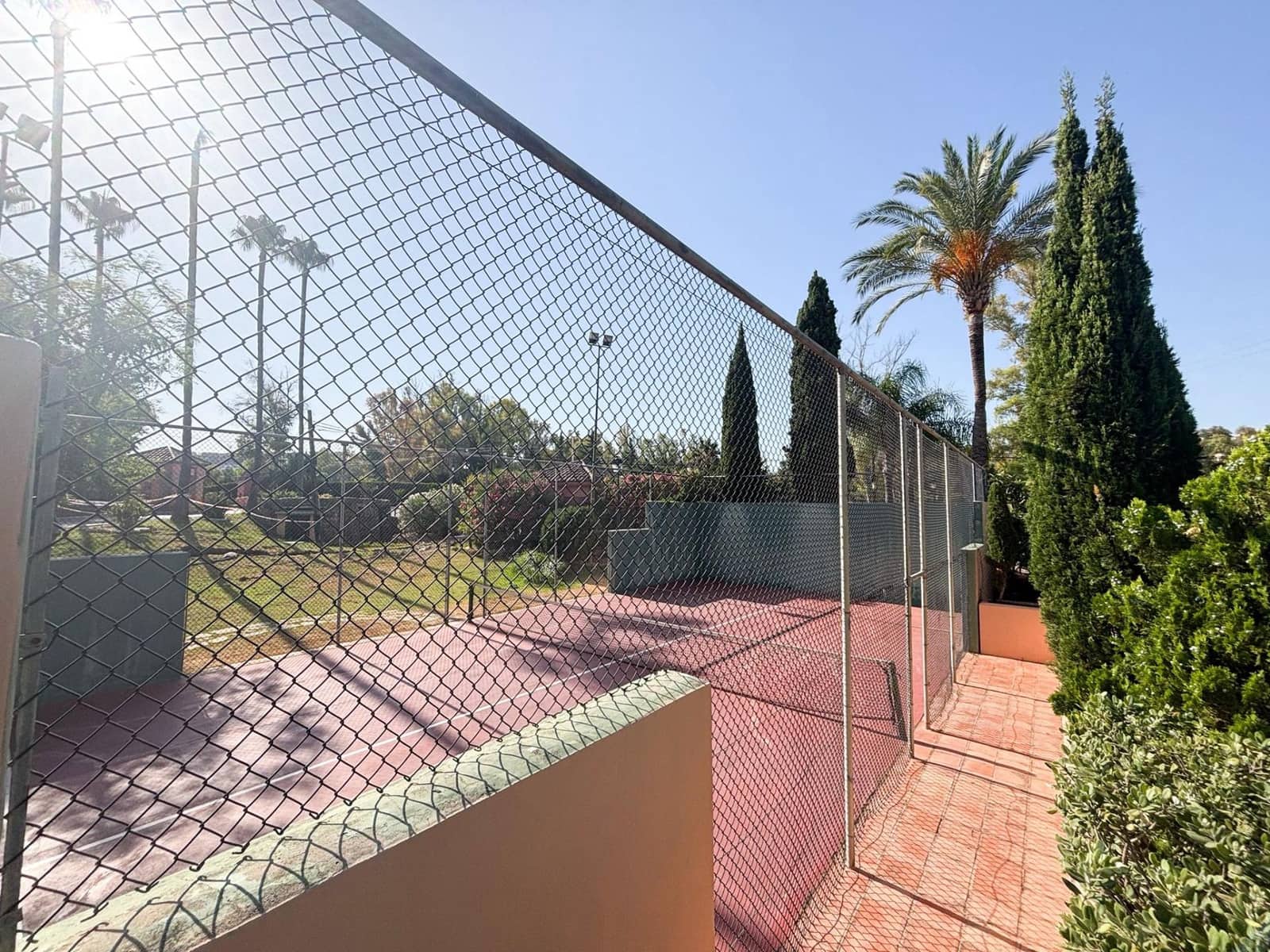 2 bedroom Flat for sale in Atalaya-Isdabe with pool - € 363,000 (Ref: 9125172)