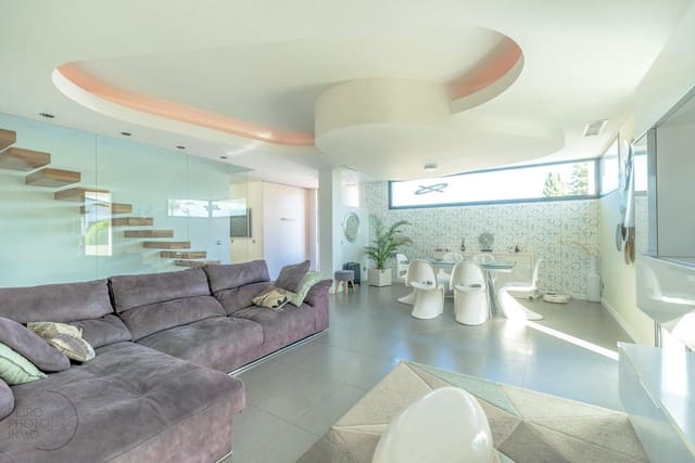 3 bedroom Terraced Villa for rent in Benahavís with garage - € 4,800 (Ref: 9226715)