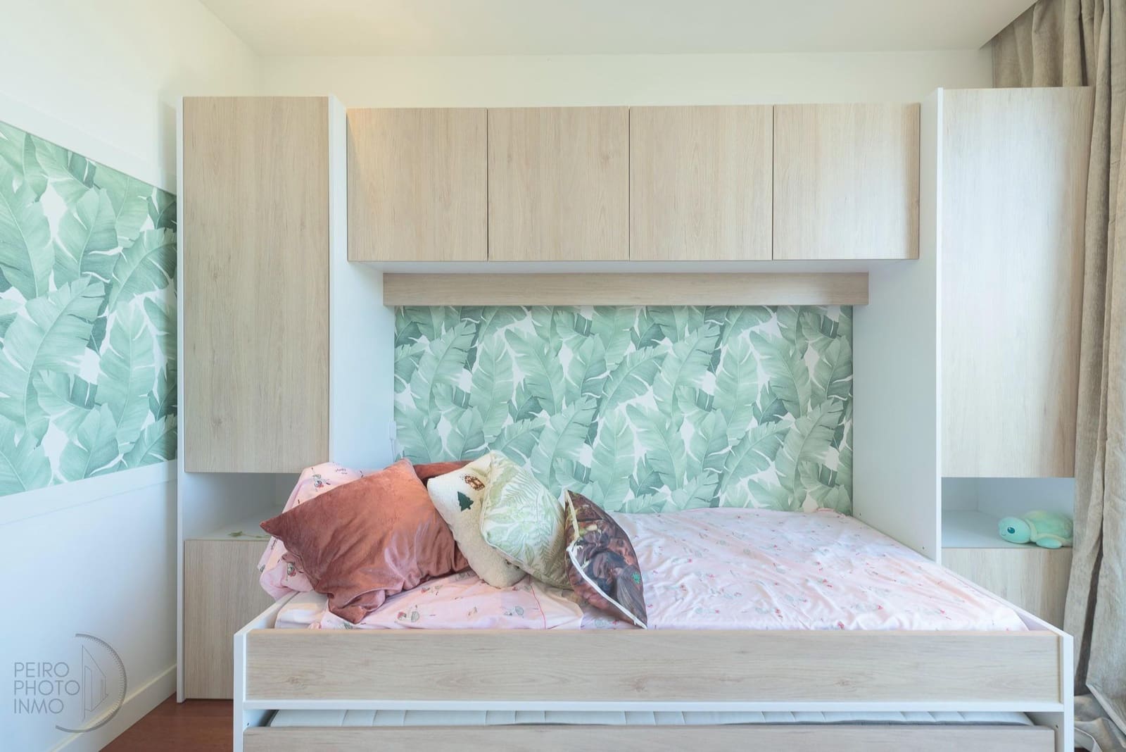 Villa/Maison Mitoyenne de 3 chambres à louer à Benahavis avec garage - 4 800 € (Ref: 9226715)