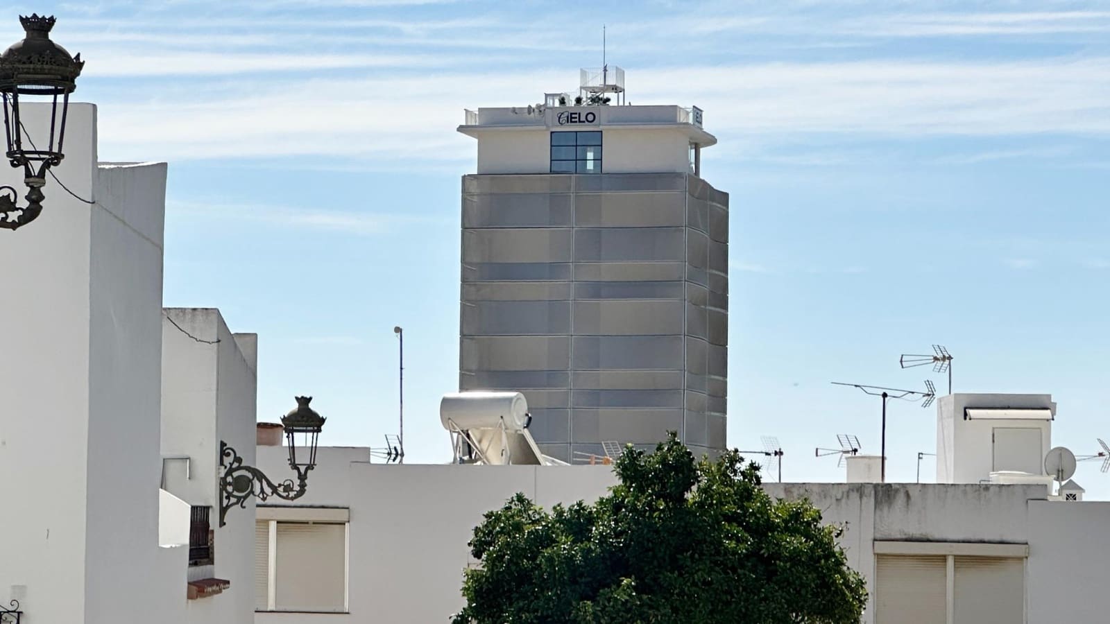 Piso de 3 habitaciones en Estepona en venta - 179.000 € (Ref: 9230485)