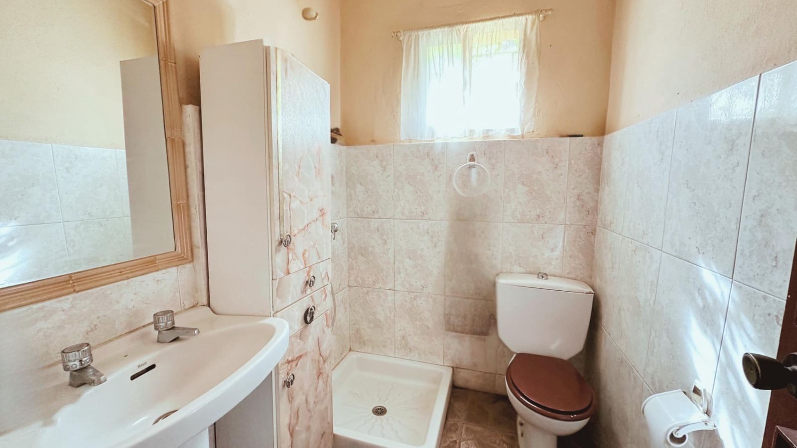 2 sypialnia Finka/Dom wiejski na sprzedaż w Estepona - 229 000 € (Ref: 9240452)