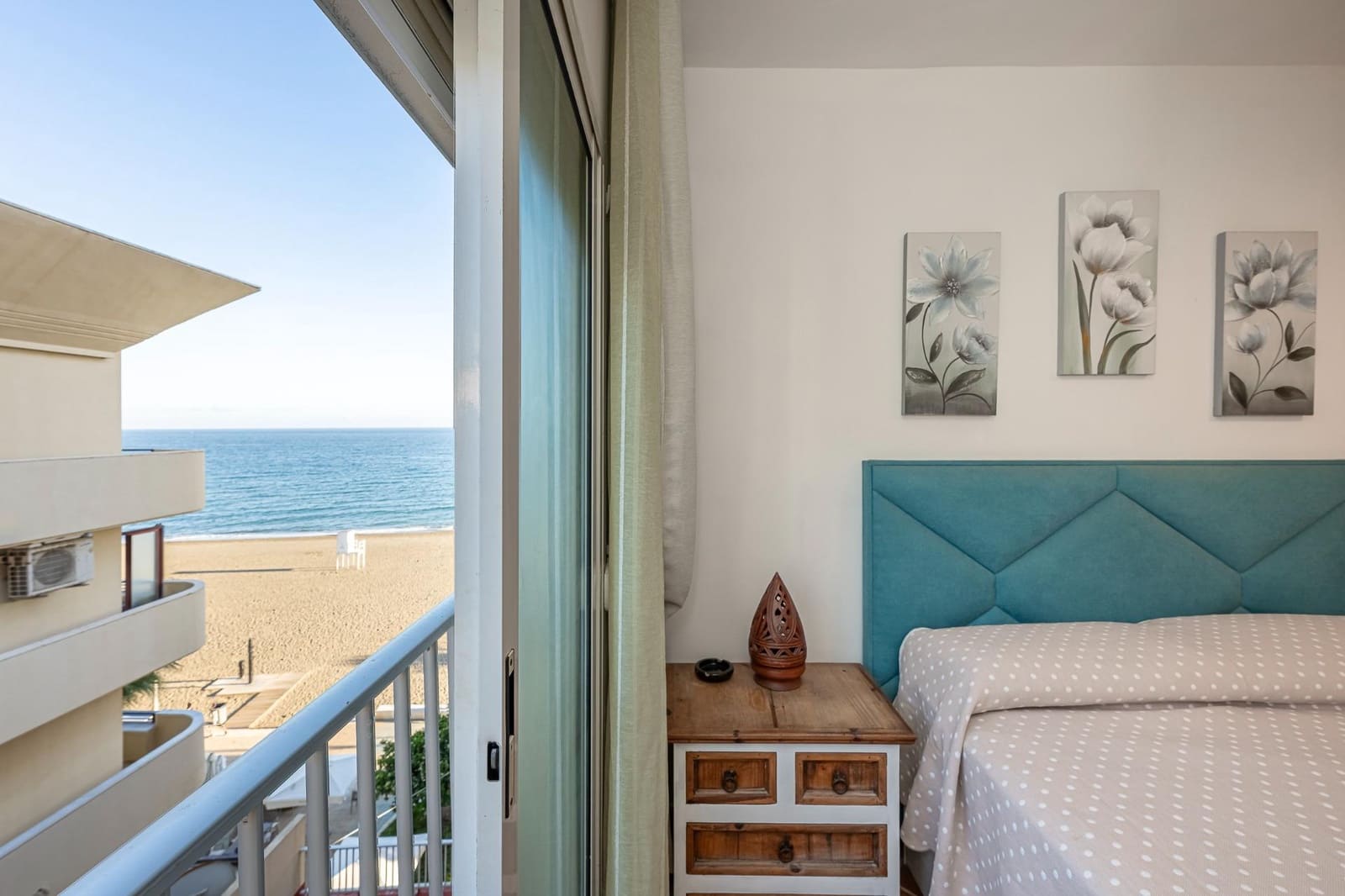 Piso de 3 habitaciones en Estepona en venta - 799.000 € (Ref: 9396094)