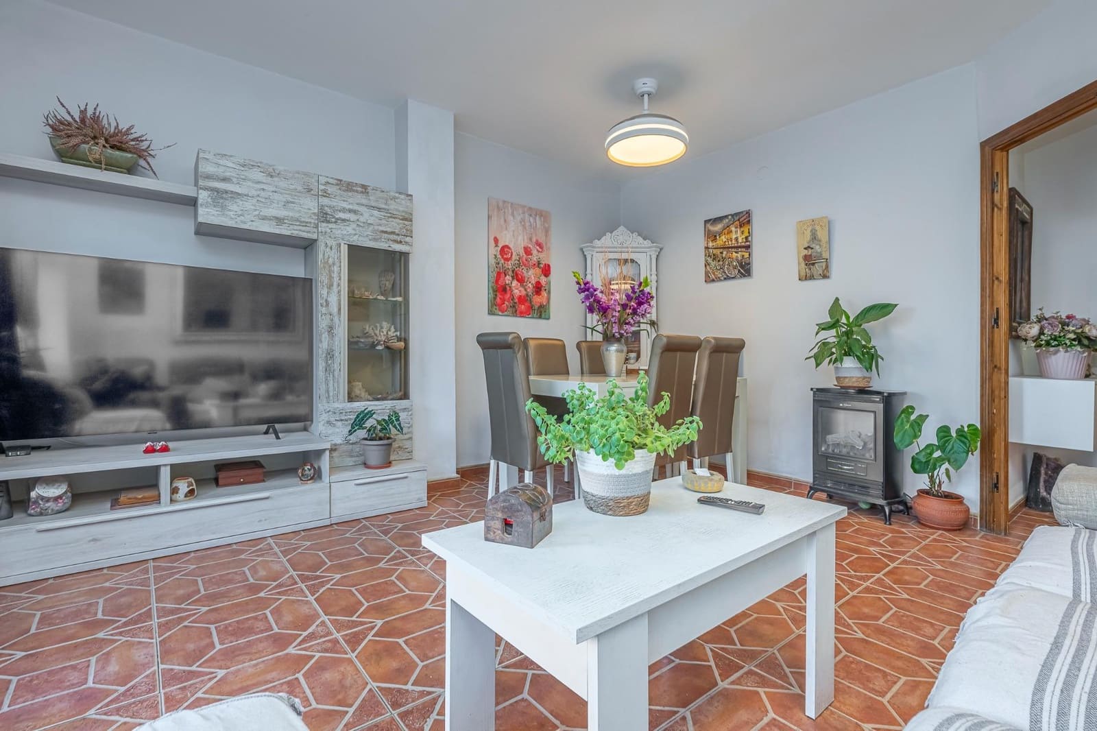 Piso de 3 habitaciones en Estepona en venta - 799.000 € (Ref: 9396094)