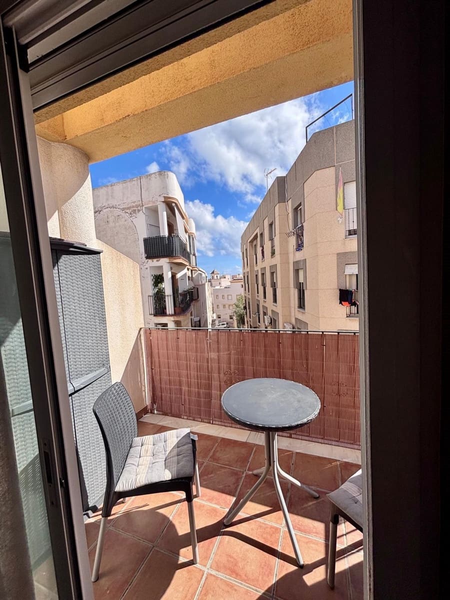 2 Zimmer Apartment zu verkaufen in Garrucha mit Garage - 130.000 € (Ref: 10166080)