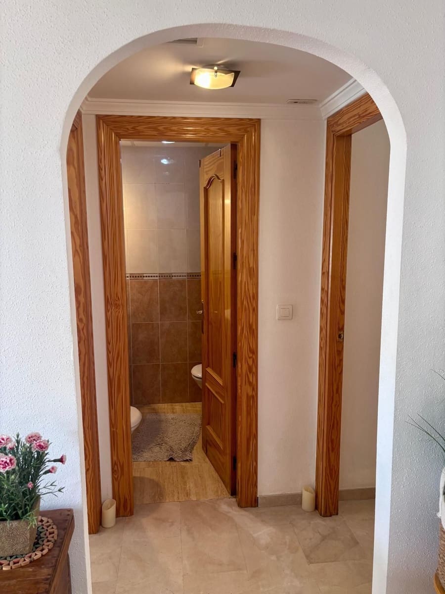 2 Zimmer Apartment zu verkaufen in Garrucha mit Garage - 130.000 € (Ref: 10166080)