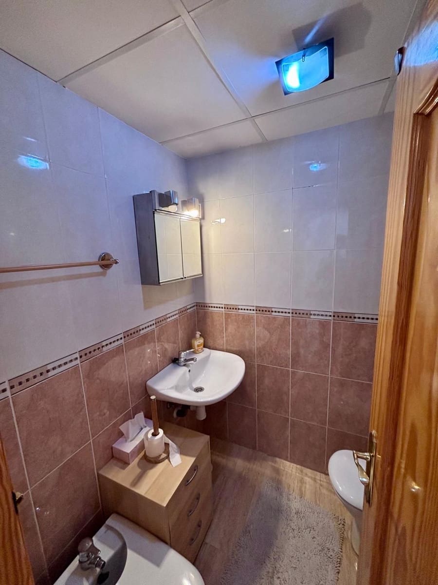 2 Zimmer Apartment zu verkaufen in Garrucha mit Garage - 130.000 € (Ref: 10166080)