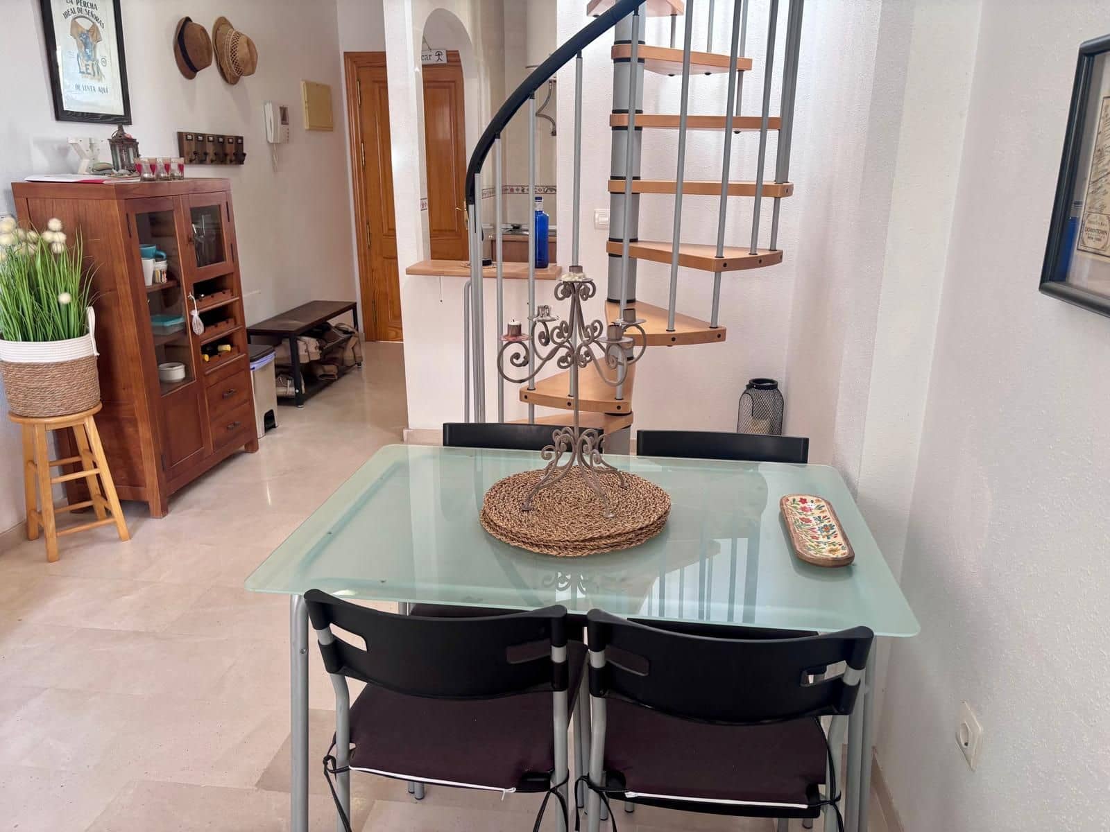 2 Zimmer Apartment zu verkaufen in Garrucha mit Garage - 130.000 € (Ref: 10166080)