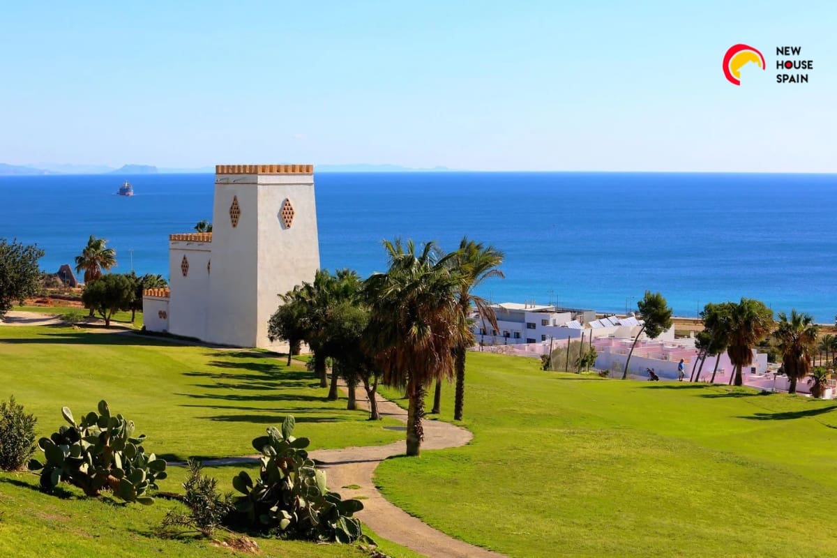 2 slaapkamer Appartement te koop in La Marina de la Torre met zwembad garage - € 217.400 (Ref: 10184193)