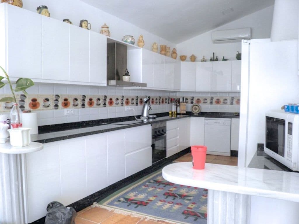 5 soverom Villa til salgs i Vera med svømmebasseng garasje - € 1 450 000 (Ref: 5440721)