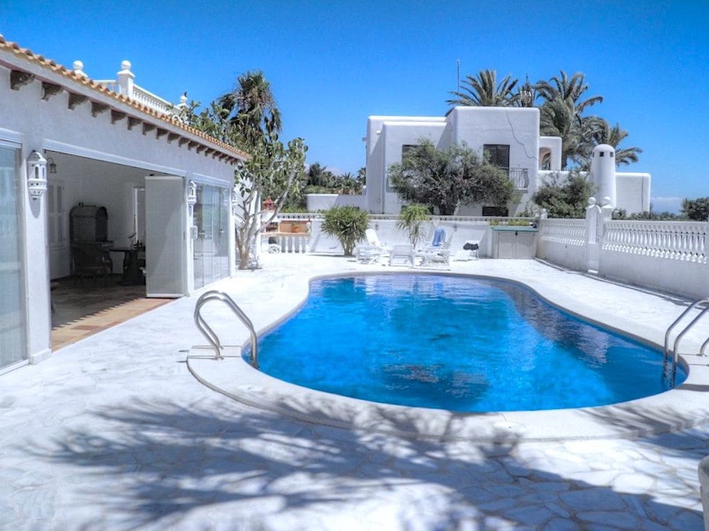 5 soverom Villa til salgs i Vera med svømmebasseng garasje - € 1 450 000 (Ref: 5440721)