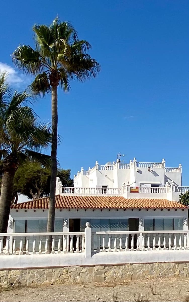 5 soverom Villa til salgs i Vera med svømmebasseng garasje - € 1 450 000 (Ref: 5440721)