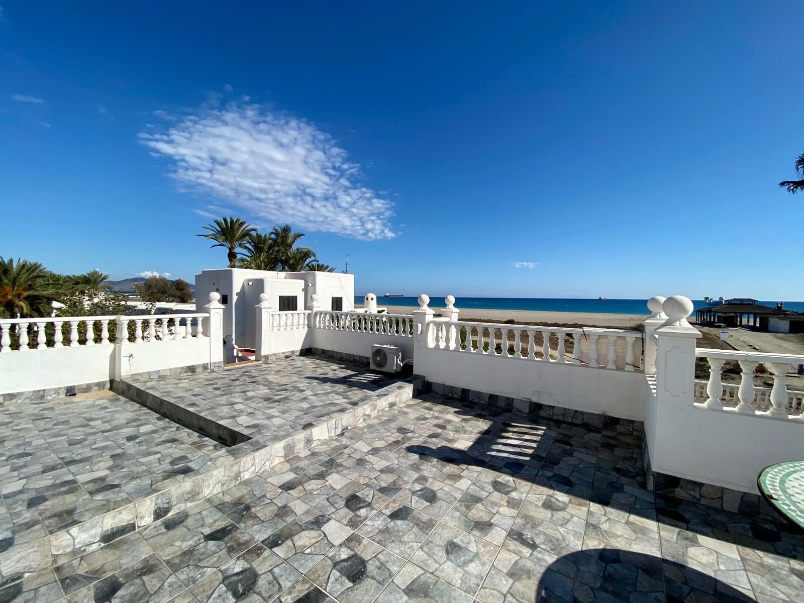 5 soverom Villa til salgs i Vera med svømmebasseng garasje - € 1 450 000 (Ref: 5440721)