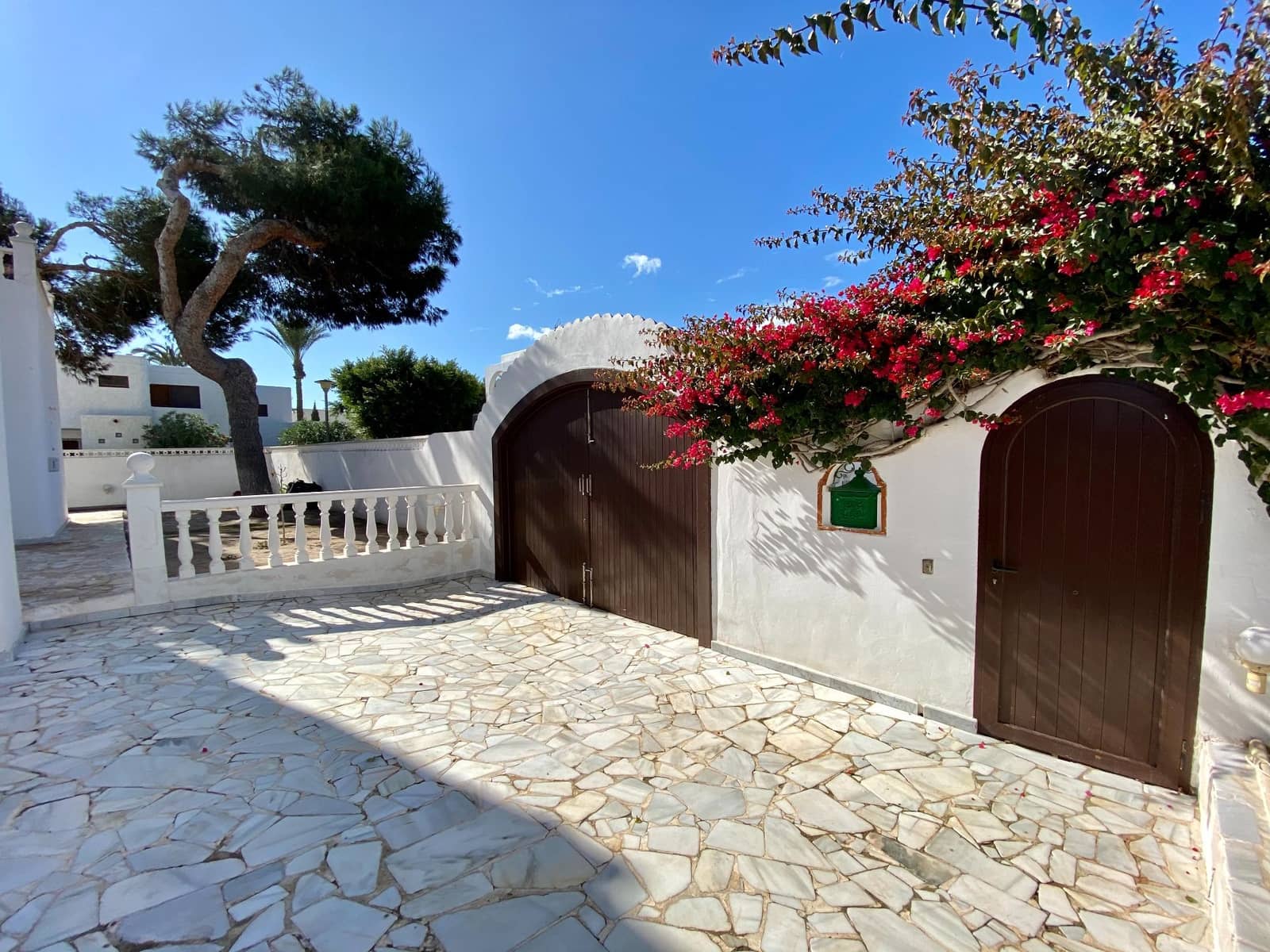 5 soverom Villa til salgs i Vera med svømmebasseng garasje - € 1 450 000 (Ref: 5440721)