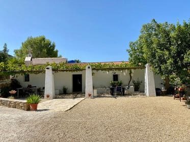 2 soveværelse Finca/Landehus til salg i Turre med swimmingpool garage - € 900.000 (Ref: 5640941)