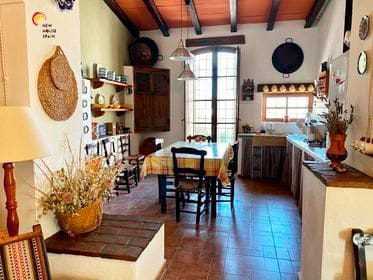 2 soveværelse Finca/Landehus til salg i Turre med swimmingpool garage - € 900.000 (Ref: 5640941)