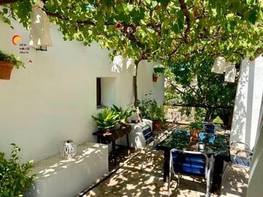 2 soveværelse Finca/Landehus til salg i Turre med swimmingpool garage - € 900.000 (Ref: 5640941)