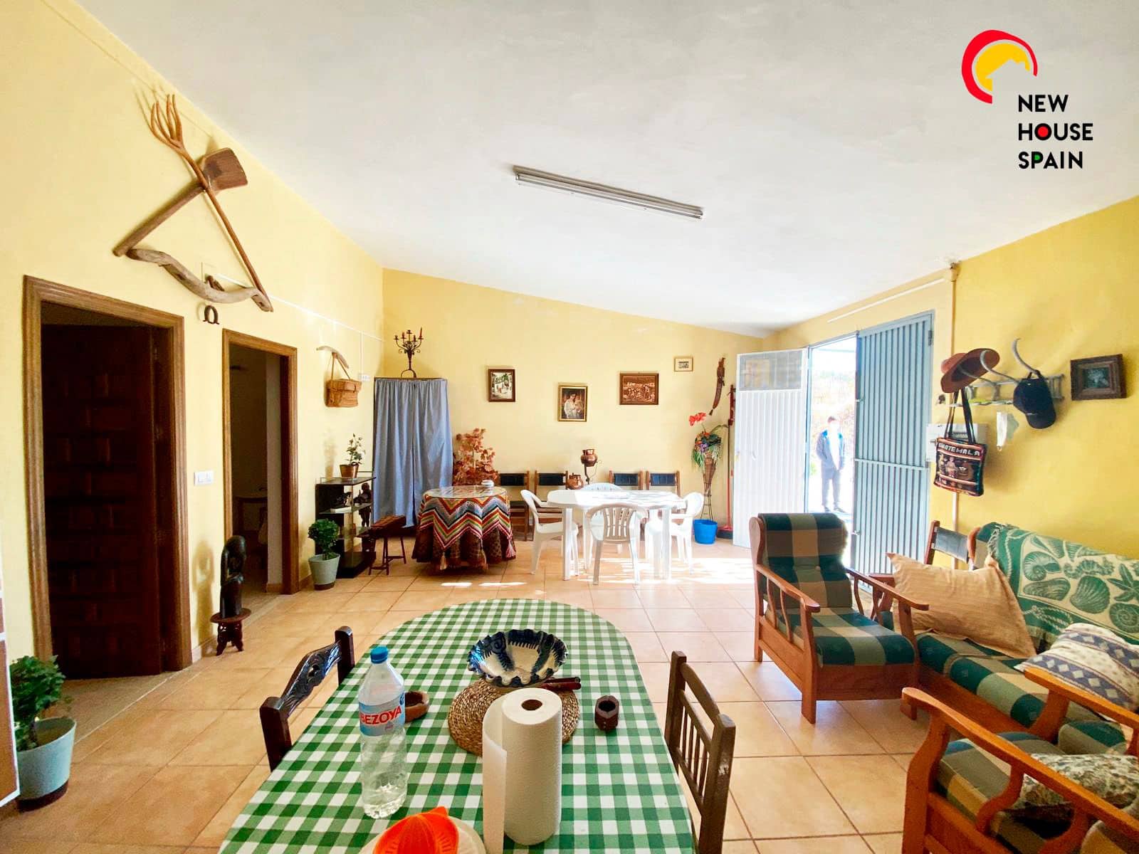 3 soveværelse Finca/Landehus til salg i Somontin med garage - € 140.000 (Ref: 5841232)