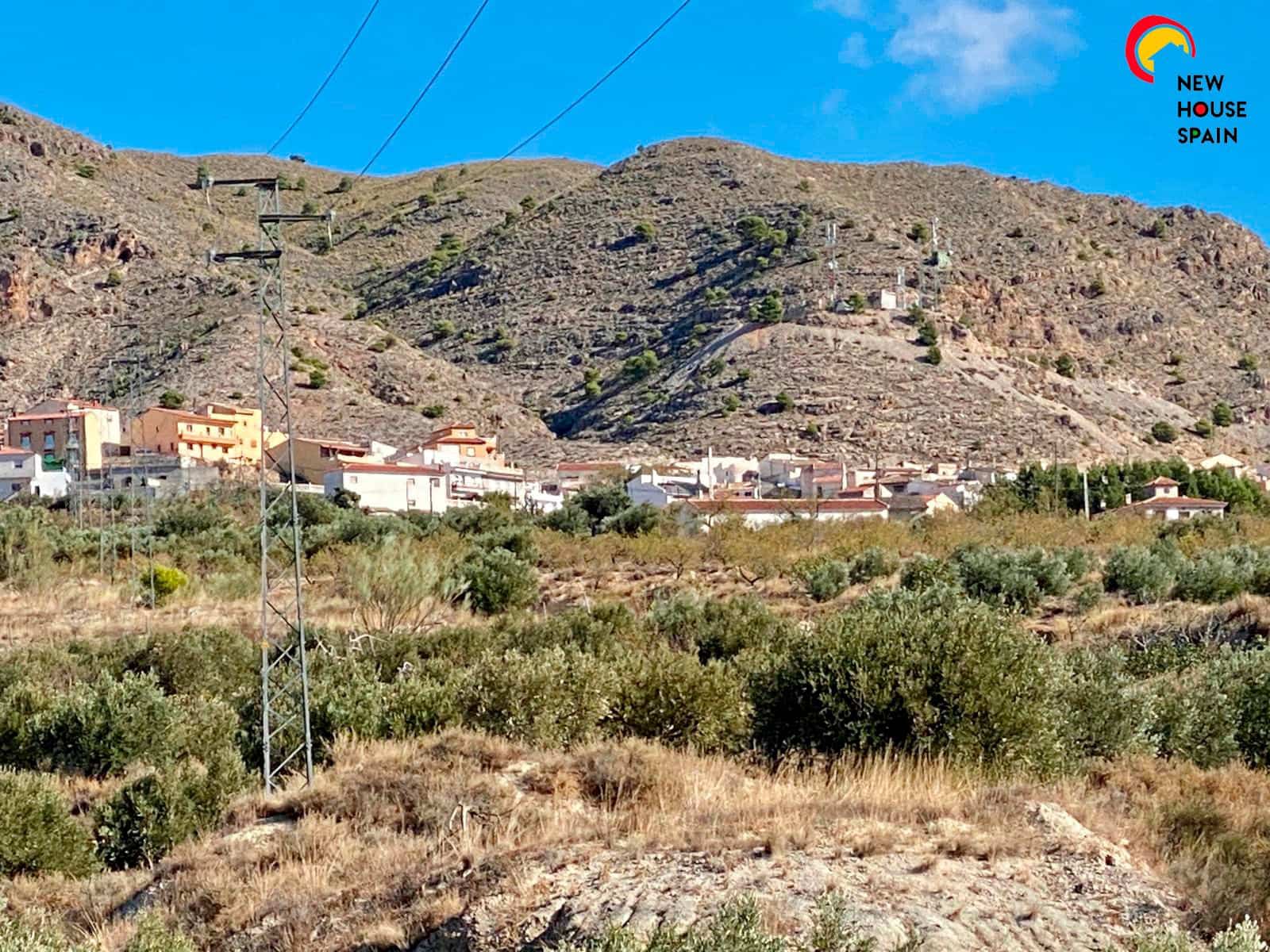 3 soveværelse Finca/Landehus til salg i Somontin med garage - € 140.000 (Ref: 5841232)