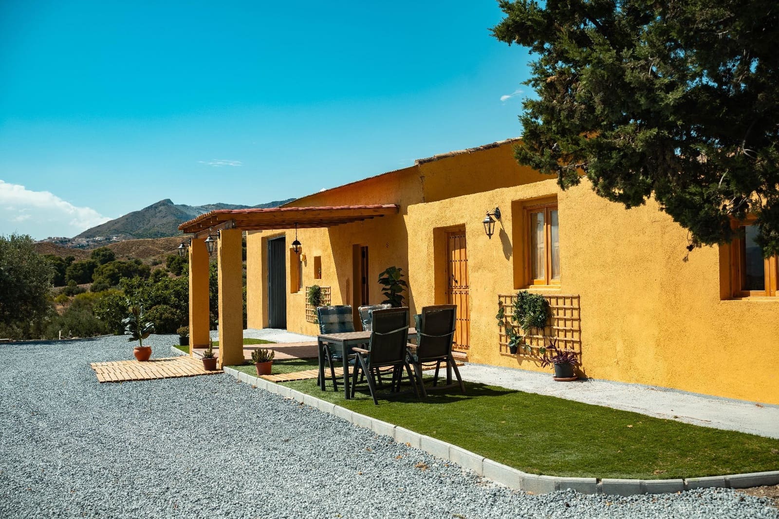 3 soveværelse Finca/Landehus til salg i Somontin med garage - € 140.000 (Ref: 5841232)