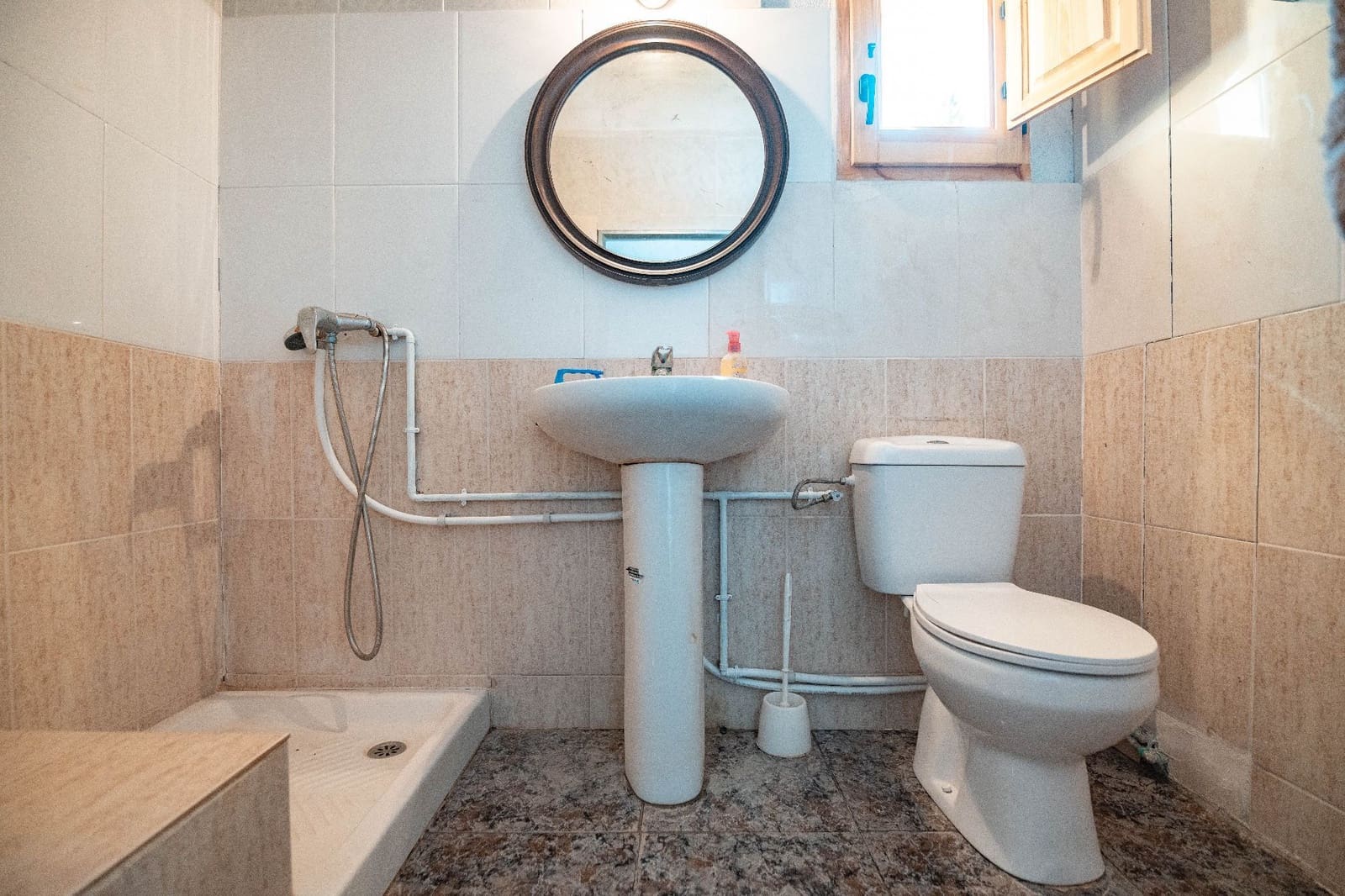 3 soveværelse Finca/Landehus til salg i Somontin med garage - € 140.000 (Ref: 5841232)