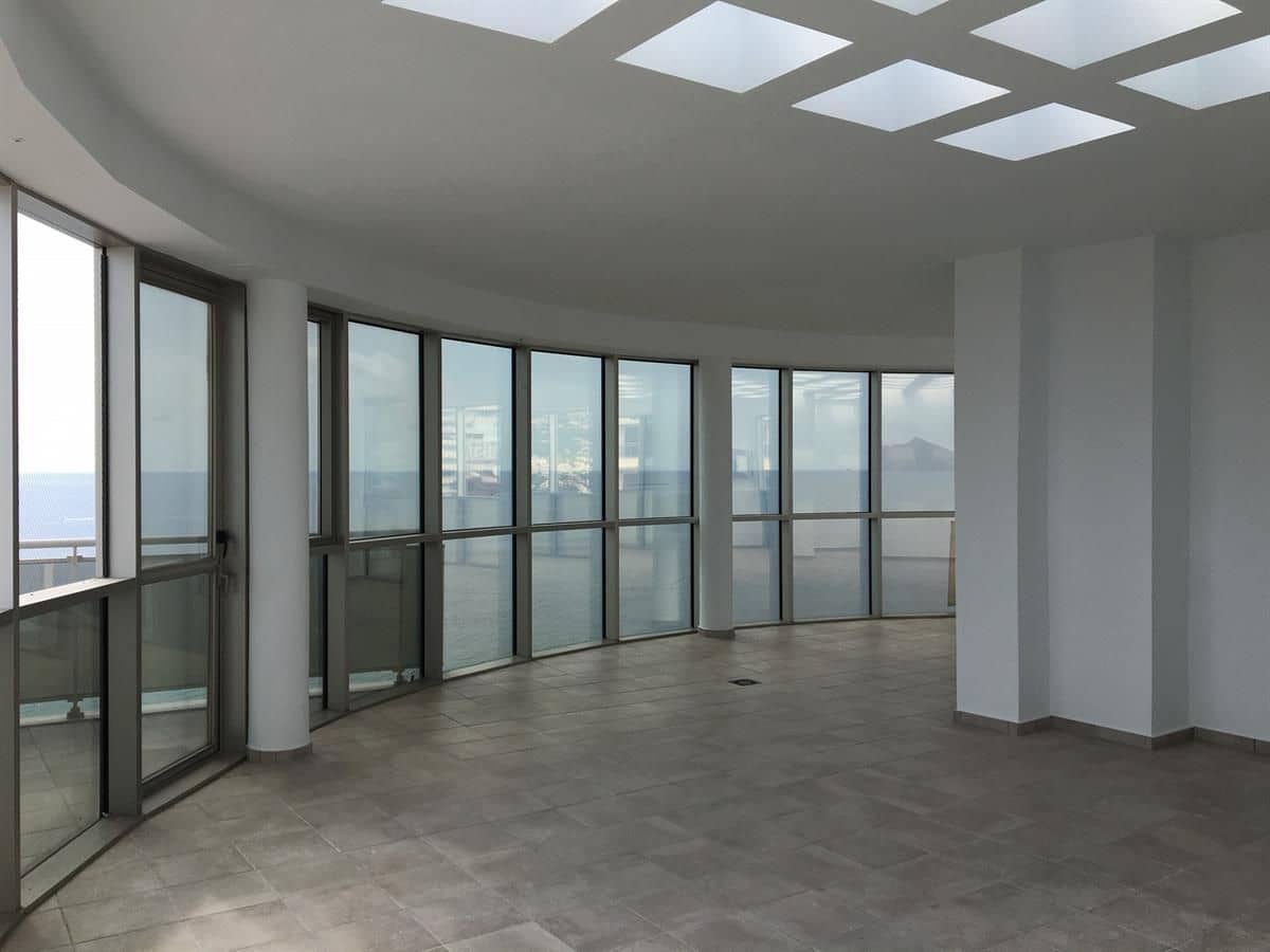 3 soveværelse Penthouse til salg i Calpe / Calp med swimmingpool - € 1.500.000 (Ref: 6401822)