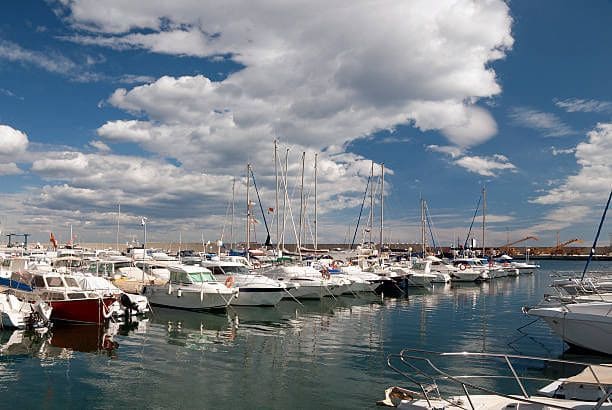 104 sypialnia Hotel na sprzedaż w Mojacar z basenem garażem - 12 500 000 € (Ref: 7570419)