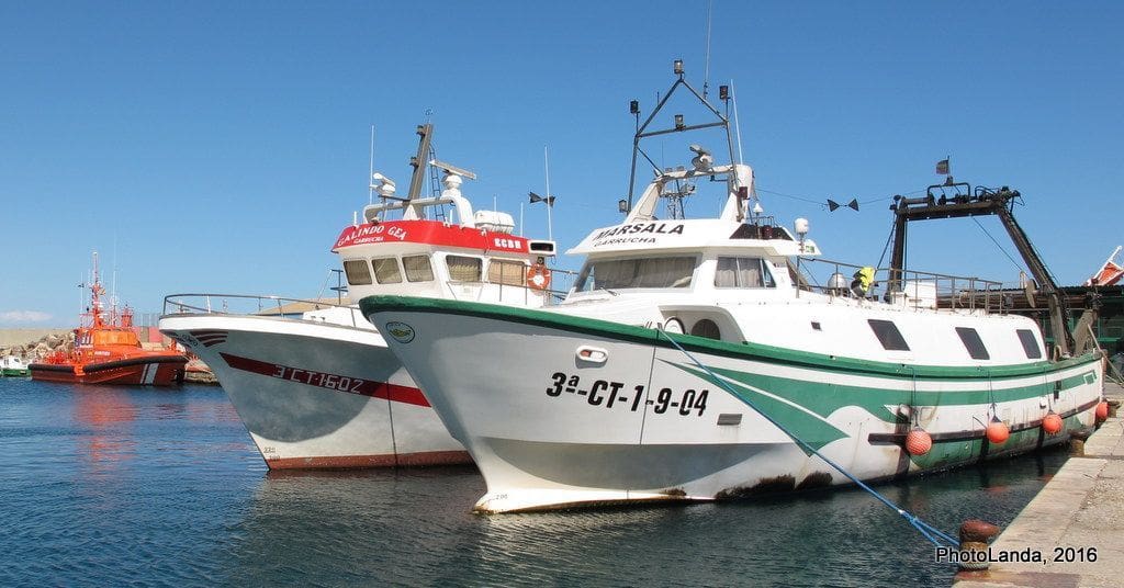 104 sypialnia Hotel na sprzedaż w Mojacar z basenem garażem - 12 500 000 € (Ref: 7570419)