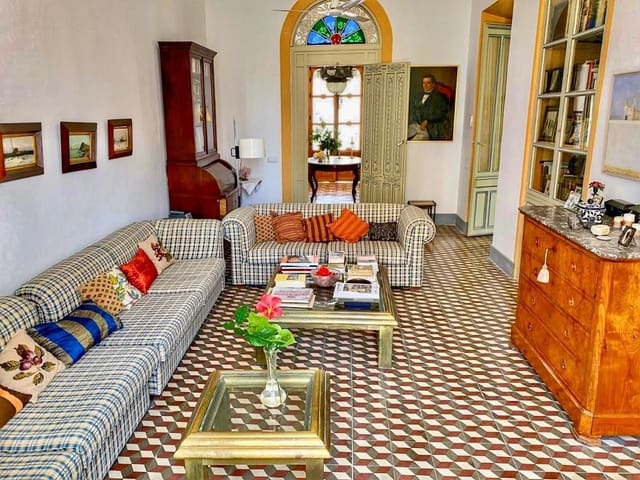 4 Zimmer Villa zu verkaufen in Cuevas del Almanzora mit Pool Garage - 890.000 € (Ref: 7962964)