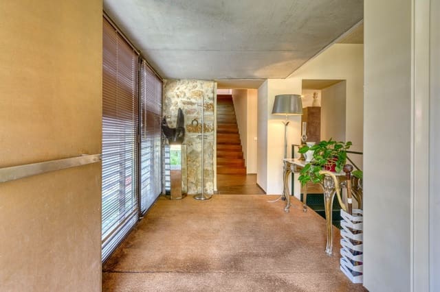 6 slaapkamer Villa te koop in Boadella i les Escaules met zwembad garage - € 1.800.000 (Ref: 8691693)