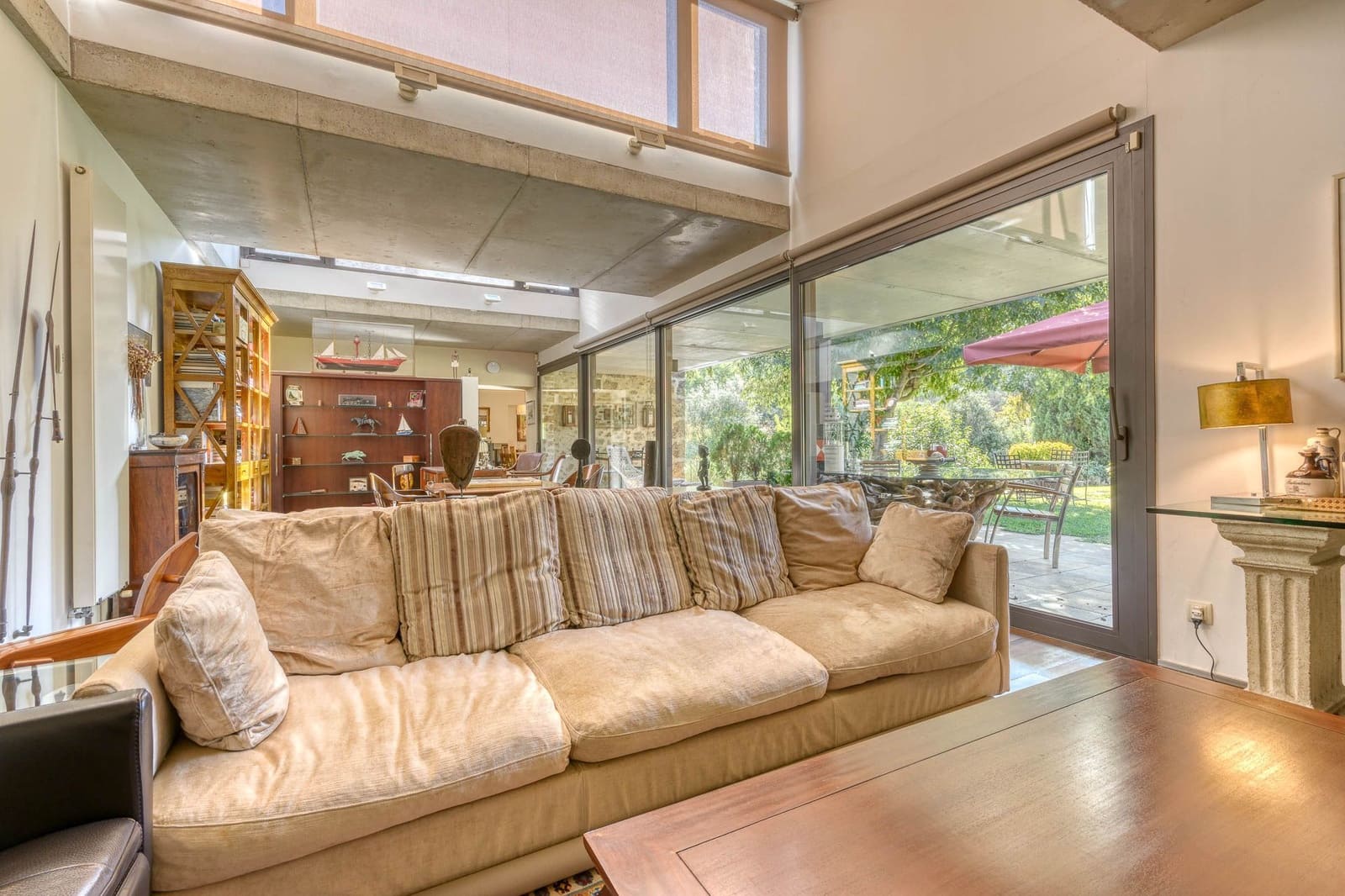 6 soverom Villa til salgs i Boadella i les Escaules med svømmebasseng garasje - € 1 800 000 (Ref: 8691693)