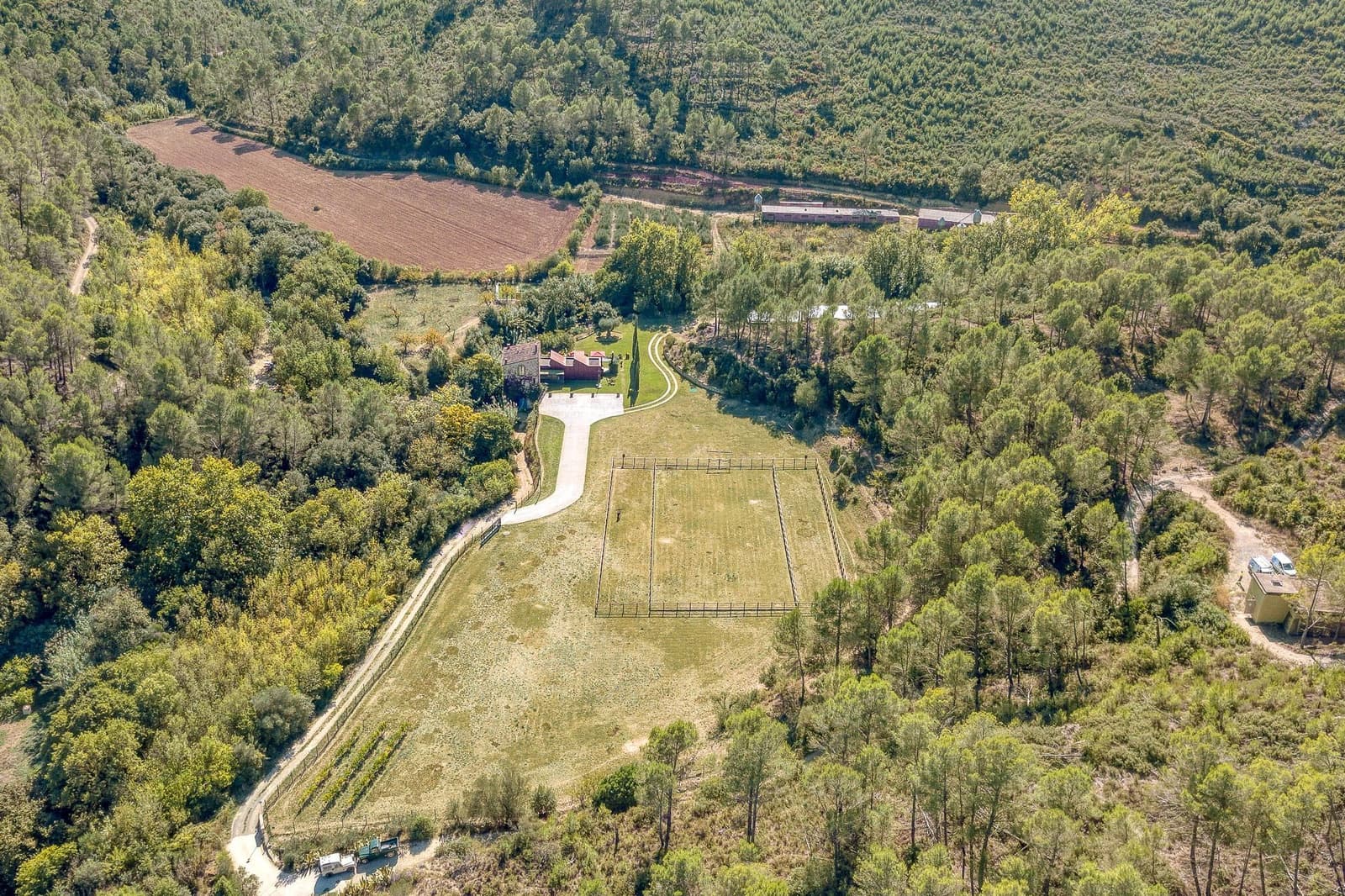 6 soverom Villa til salgs i Boadella i les Escaules med svømmebasseng garasje - € 1 800 000 (Ref: 8691693)