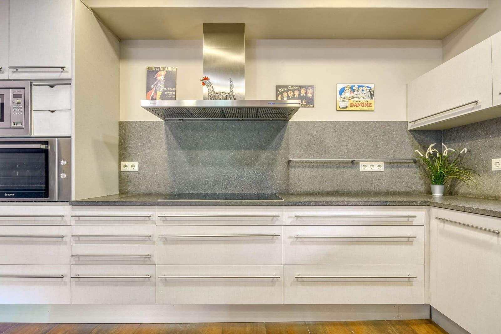 6 soverom Villa til salgs i Boadella i les Escaules med svømmebasseng garasje - € 1 800 000 (Ref: 8691693)