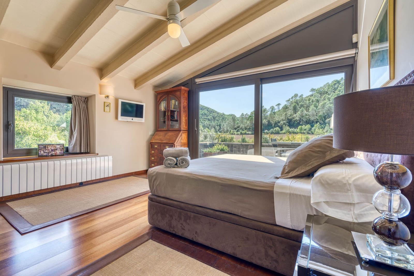 6 soverom Villa til salgs i Boadella i les Escaules med svømmebasseng garasje - € 1 800 000 (Ref: 8691693)